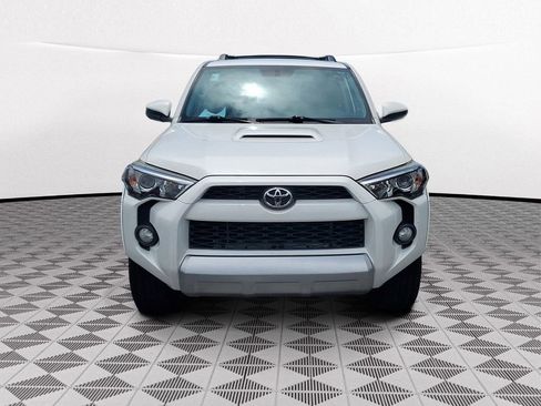 Used 2019 Toyota 4Runner TRD Off-Road AWD/4WD image 2