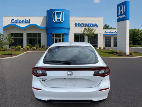 Used 2024 Honda Civic LX image 5