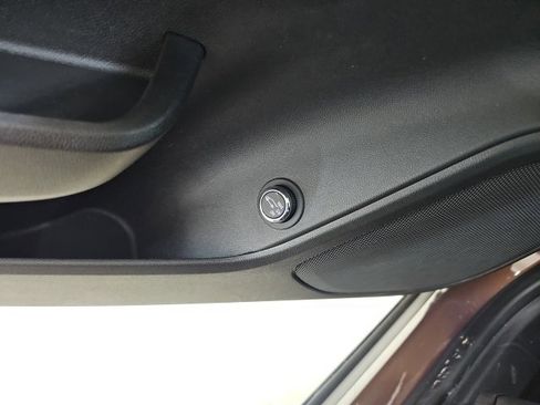 Used 2023 Chevrolet Blazer LT w/ Convenience Package image 30