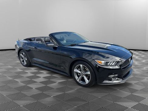 Used 2017 Ford Mustang Premium w/ Equipment Group 201A image 4