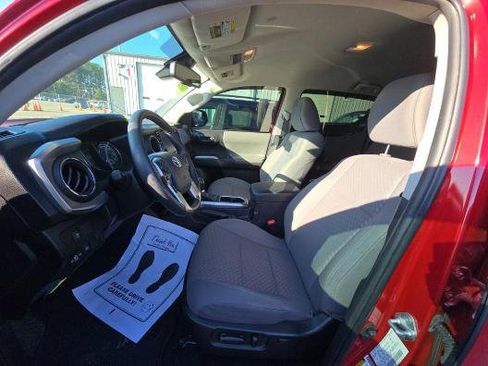 Used 2023 Toyota Tacoma SR5 image 8