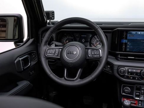 Used 2024 Jeep Wrangler Unlimited Rubicon 392 AWD/4WD image 59
