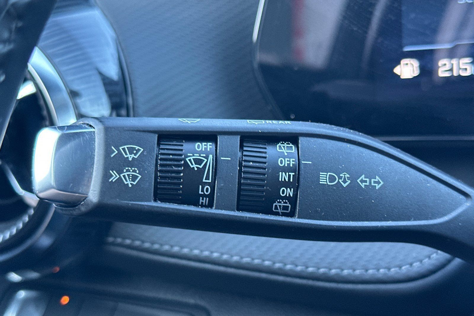 Used 2025 Chevrolet Equinox LT w/ Convenience Package II FWD image 35