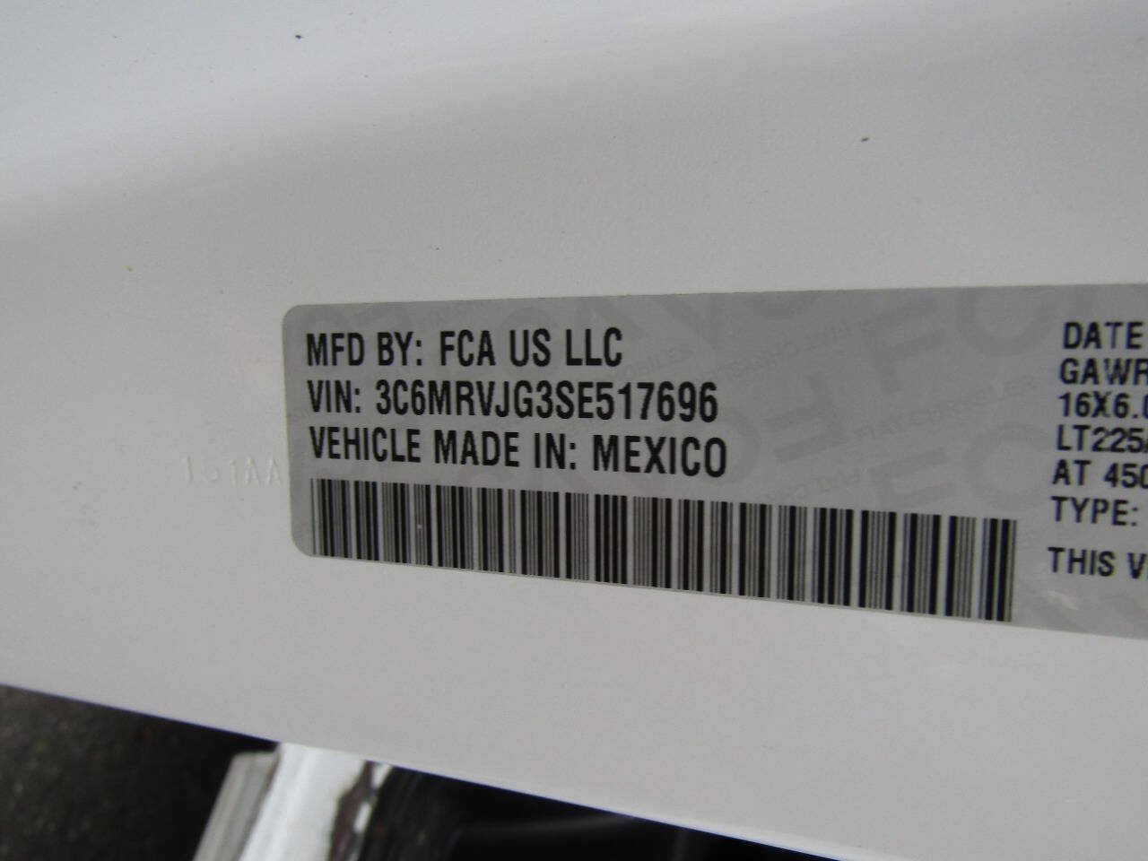 Used 2025 RAM ProMaster 3500 w/ Convenience Group FWD image 17