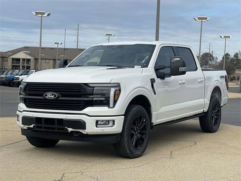 New 2025 Ford F150 Platinum w/ Equipment Group 702A High image 5