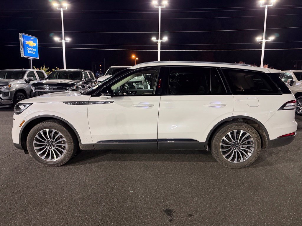 Used 2020 Lincoln Aviator Reserve w/ Elements Package Plus AWD/4WD image 4