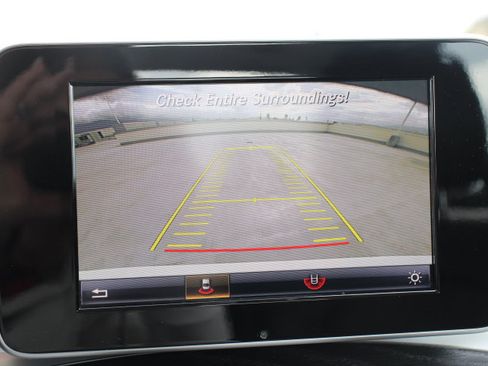 Used 2017 Mercedes-Benz C 300 Sedan image 29