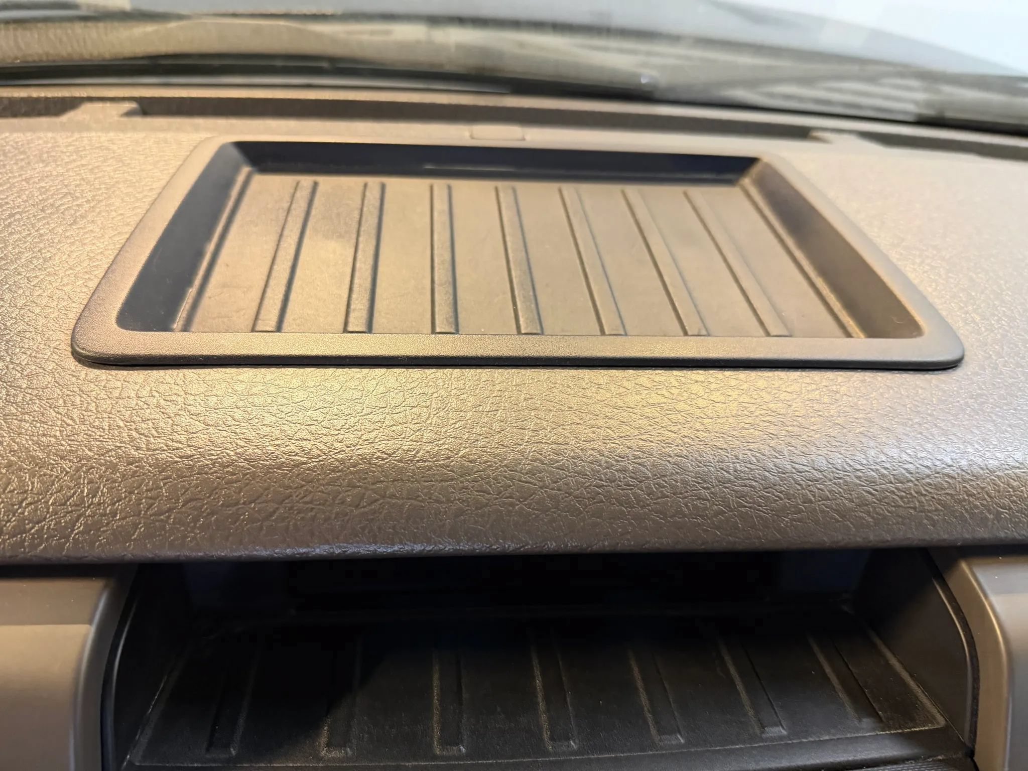 Used 2010 Ford F150 XL RWD image 16