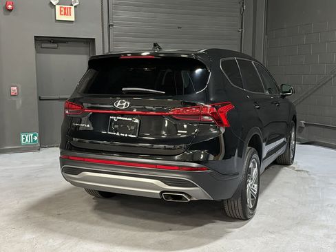 Used 2023 Hyundai Santa Fe SE AWD/4WD image 4