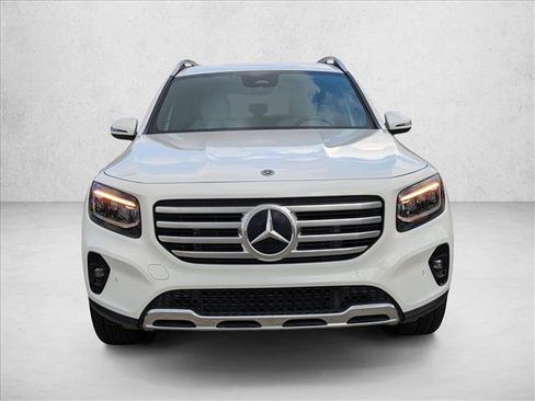 Certified 2025 Mercedes-Benz GLB 250 image 2