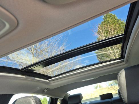 Used 2023 Chevrolet Malibu LT image 28