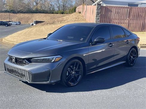 Used 2025 Honda Civic Sport image 3