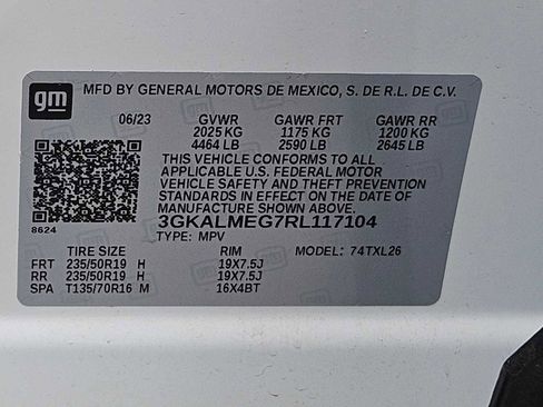 Used 2024 GMC Terrain SLE w/ Driver Convenience Package FWD image 22