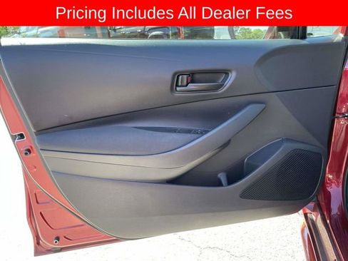 Used 2024 Toyota Corolla LE FWD image 17
