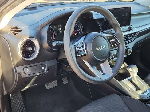 Used 2024 Kia Forte LXS image 10