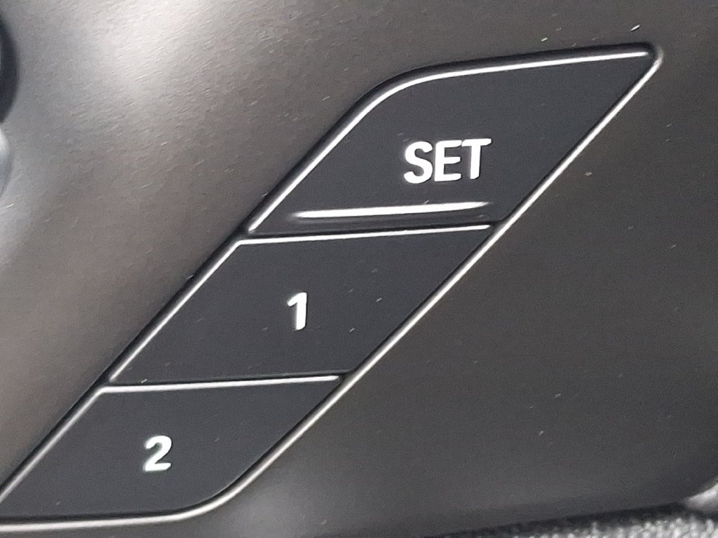 Used 2021 BMW X5 xDrive45e w/ Parking Assistance Package AWD/4WD image 27