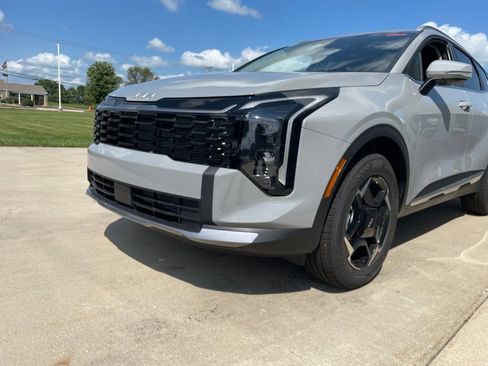New 2026 Kia Sportage EX AWD/4WD image 14
