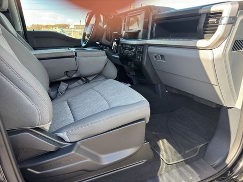 Used 2024 Ford F250 XL w/ STX Appearance Package image 23