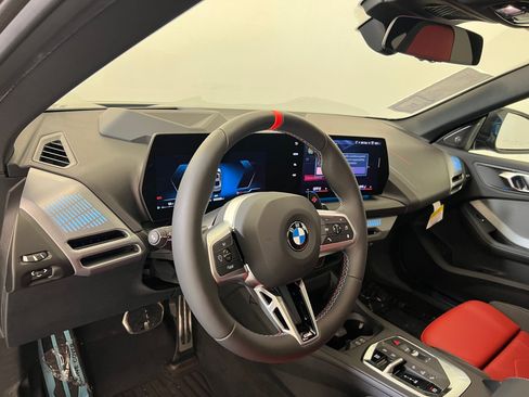 Used 2026 BMW M235i xDrive w/ Technology Package image 4