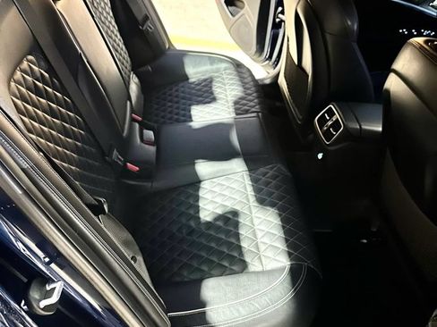 Used 2019 Genesis G70 2.0T Advanced w/ Sport Package RWD image 17