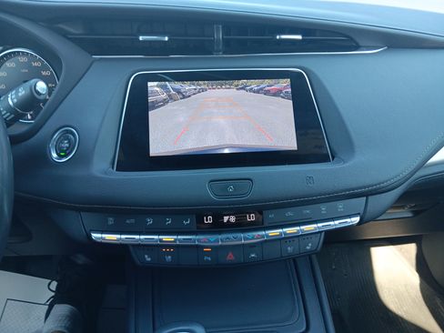 Used 2019 Cadillac XT4 Premium Luxury FWD image 14