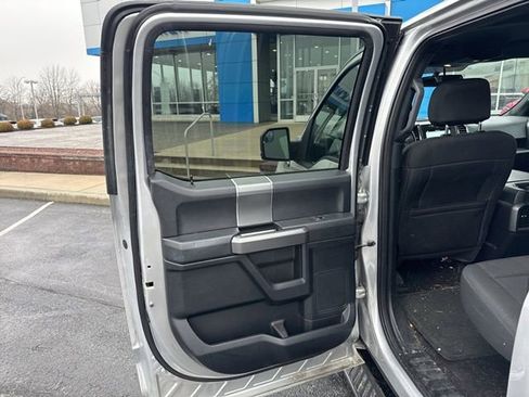 Used 2016 Ford F150 XLT w/ Equipment Group 302A Luxury image 27