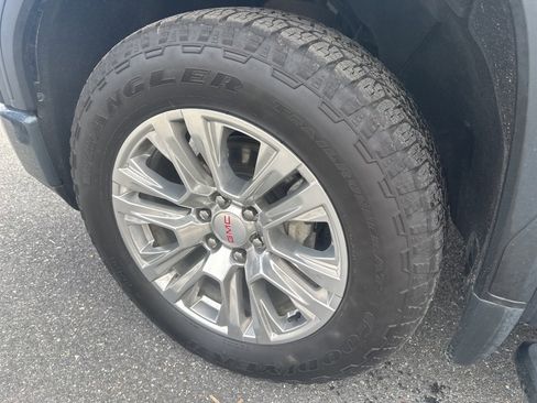 Used 2022 GMC Sierra 1500 Denali image 9