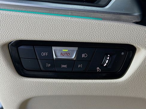 Certified 2023 BMW 430i Convertible w/ Premium Package image 10