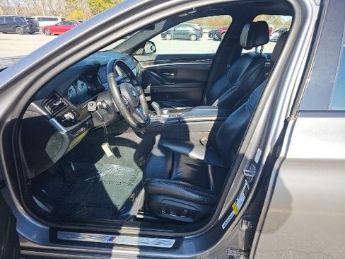 Used 2016 BMW 535i Sedan w/ M Sport image 4