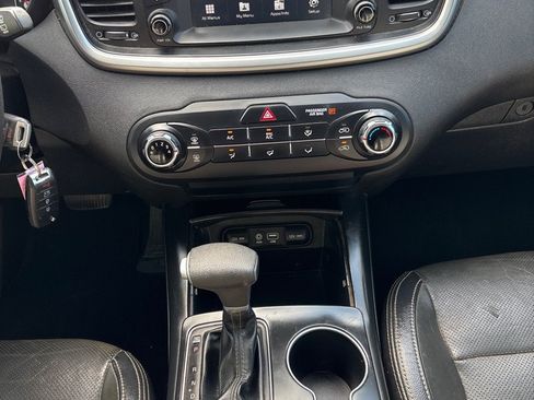 Used 2019 Kia Sorento L FWD image 16