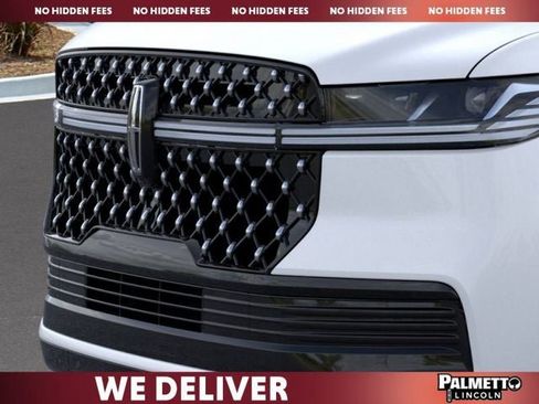 New 2026 Lincoln Navigator L Black Label AWD/4WD image 17