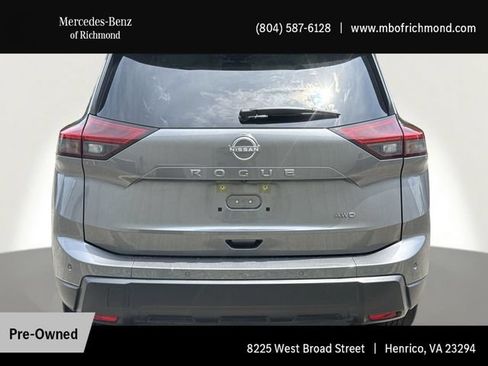 Used 2025 Nissan Rogue SV w/ SV Premium Package AWD/4WD image 12