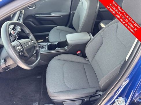Used 2025 Kia K4 LXS image 13