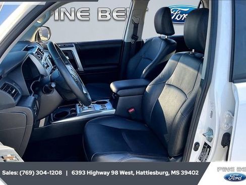 Used 2016 Toyota 4Runner SR5 image 18