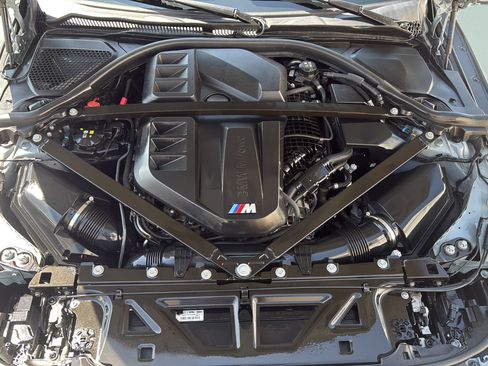 Used 2024 BMW M2 RWD image 34