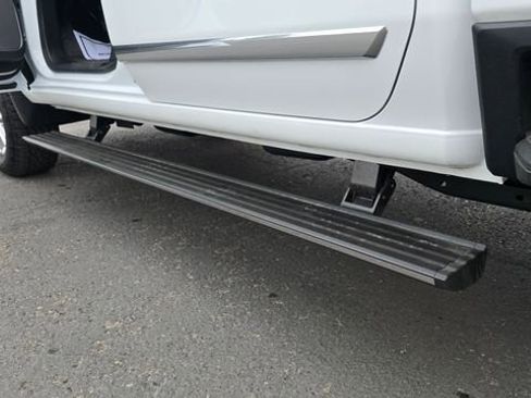 Used 2025 Chevrolet Silverado 2500 High Country w/ Technology Package image 15