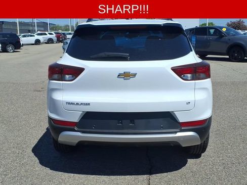 Used 2022 Chevrolet TrailBlazer LT w/ Convenience Package FWD image 5