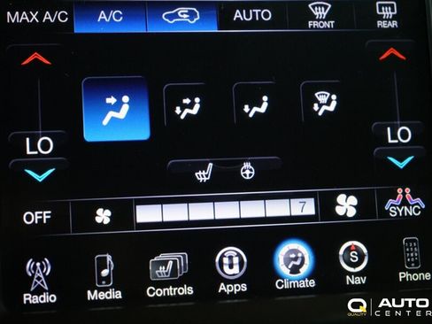 Used 2017 Jeep Cherokee Limited AWD/4WD image 19