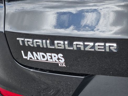 Used 2024 Chevrolet TrailBlazer LS w/ LS Convenience Package FWD image 37