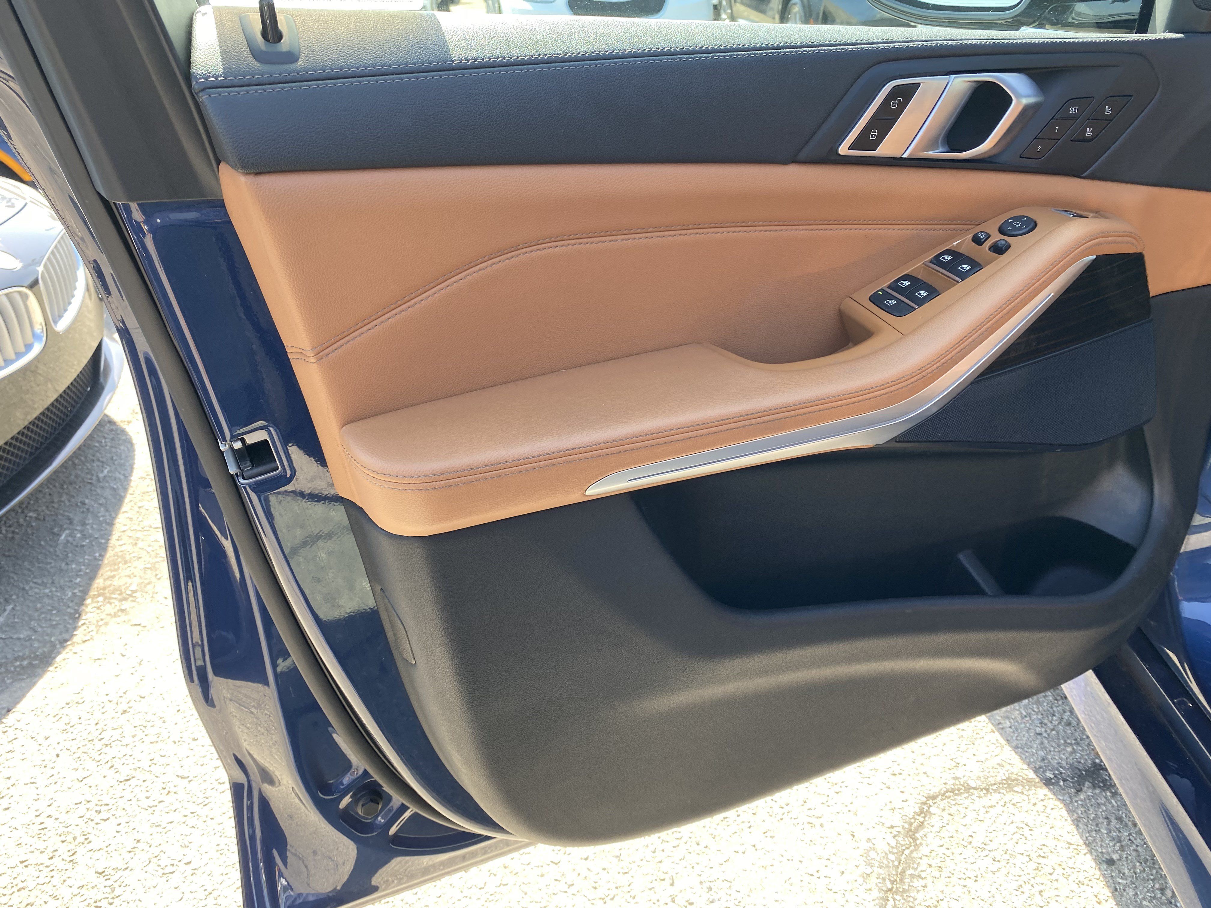 Used 2020 BMW X5 sDrive40i w/ M Sport Package RWD image 15
