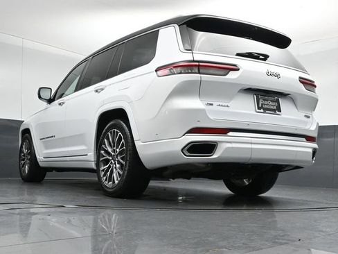 Used 2023 Jeep Grand Cherokee L Summit AWD/4WD image 43