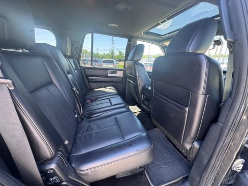 Used 2016 Ford Expedition Limited w/ Equipment Group 301A AWD/4WD image 34