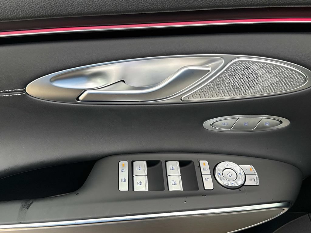 New 2026 Genesis GV70 2.5T Select AWD/4WD image 23