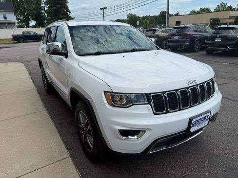 Used 2019 Jeep Grand Cherokee Limited AWD/4WD image 10