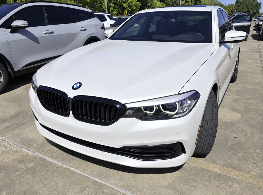 Used 2020 BMW 540i w/ Convenience Package RWD image 2