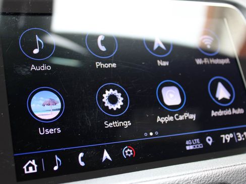 Used 2019 Cadillac XT4 Sport w/ Cold Weather Package AWD/4WD image 38