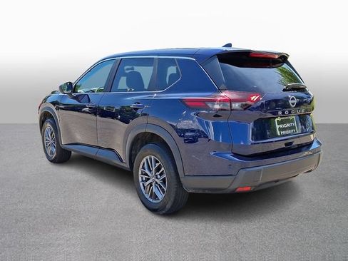 Used 2026 Nissan Rogue SV AWD/4WD image 6