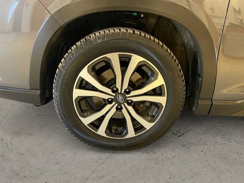 Used 2023 Subaru Forester Limited image 15