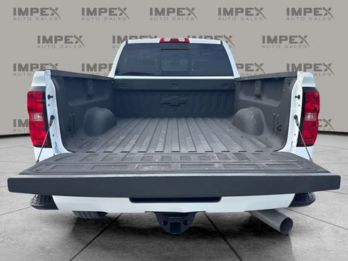 Used 2018 Chevrolet Silverado 2500 LT w/ Custom Sport Edition AWD/4WD image 18
