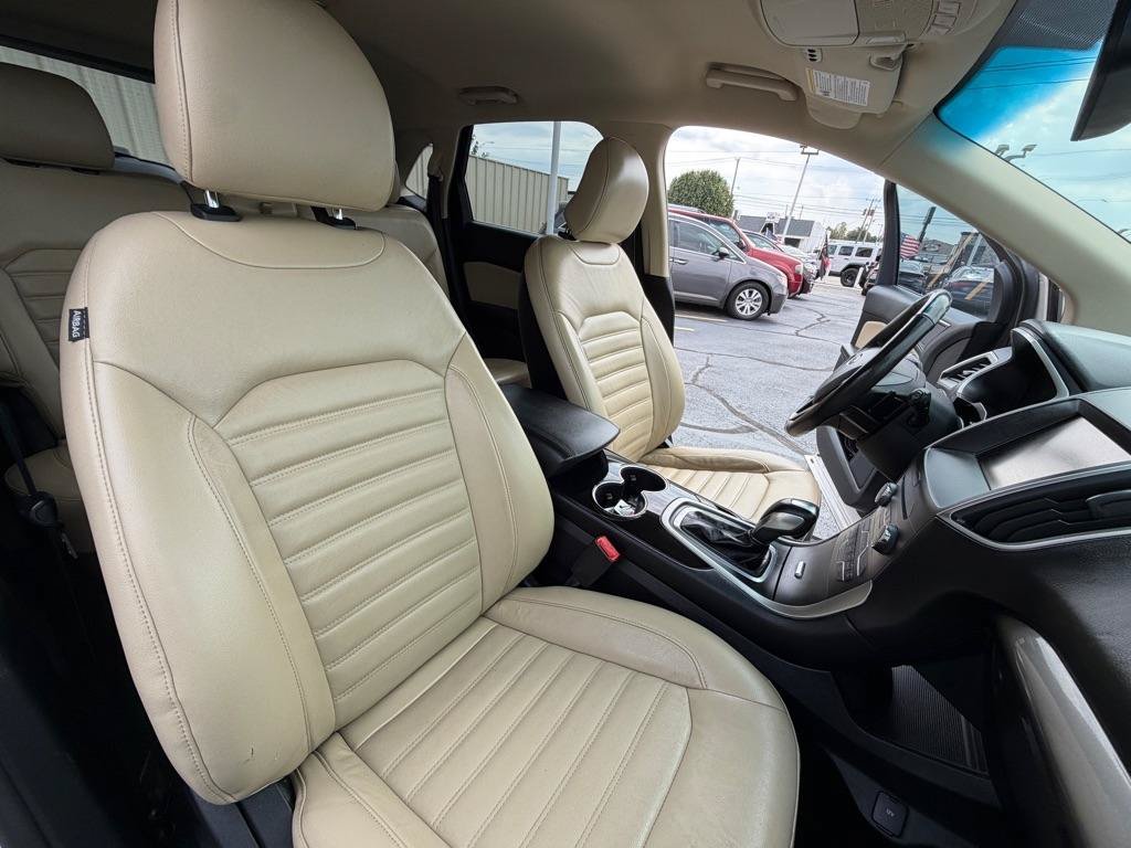 Used 2015 Ford Edge SEL w/ Equipment Group 201A AWD/4WD image 24